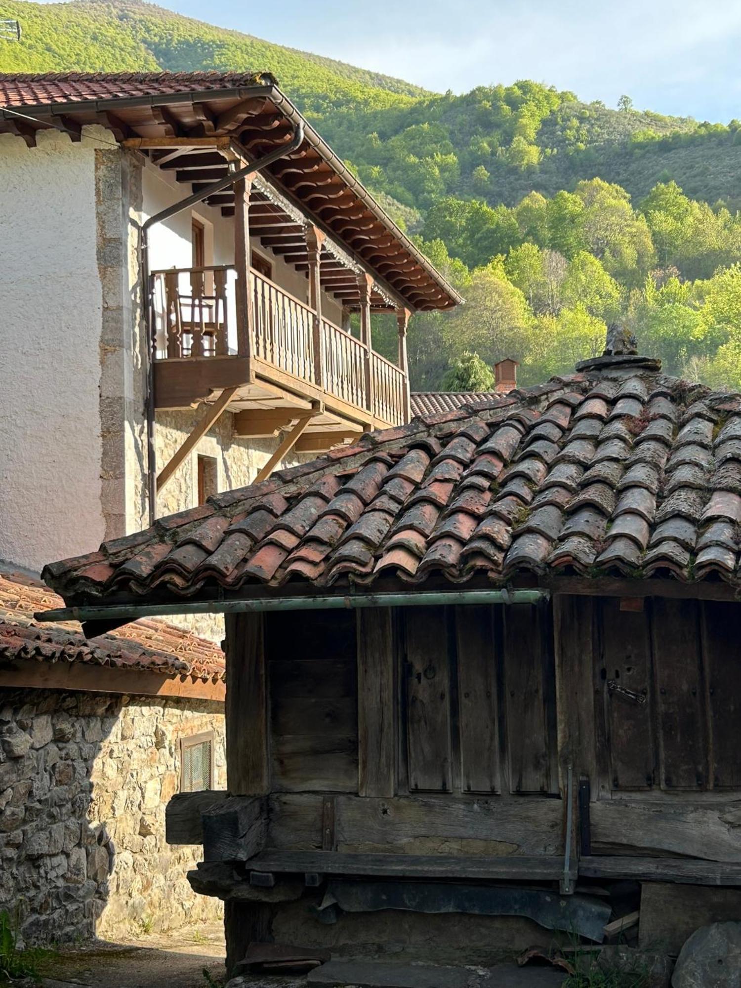 La Balconada De Valdeon Villa Posada De Valdeon Buitenkant foto